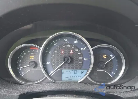 2015 Toyota Corolla Le Plus z USA, uszkodzony, nr VIN 2T1BURHE2FC349256